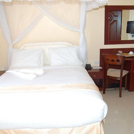 Lantana Hotel Dár Al-Szalám Szoba fotó