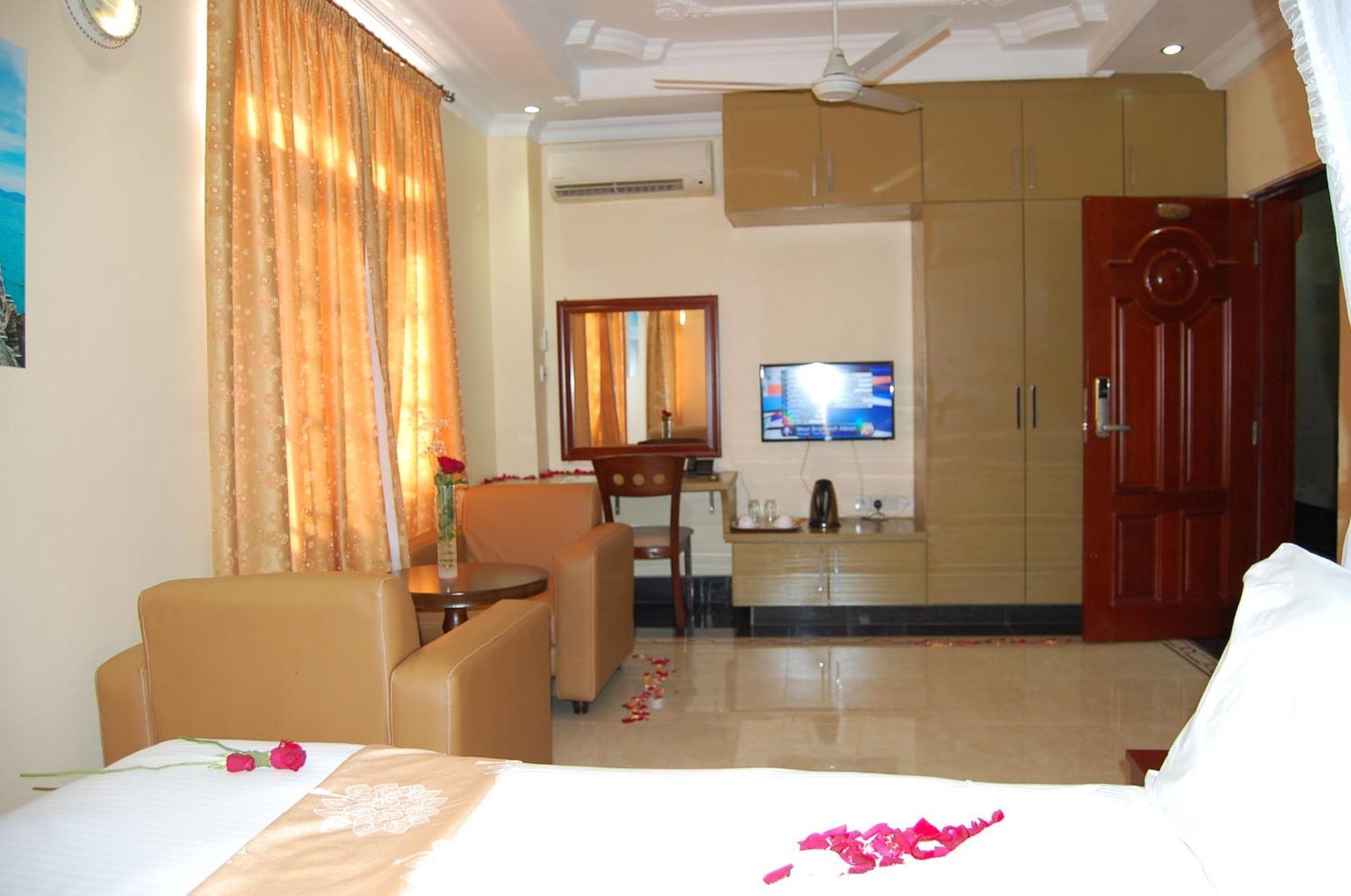 Lantana Hotel Dár Al-Szalám Szoba fotó