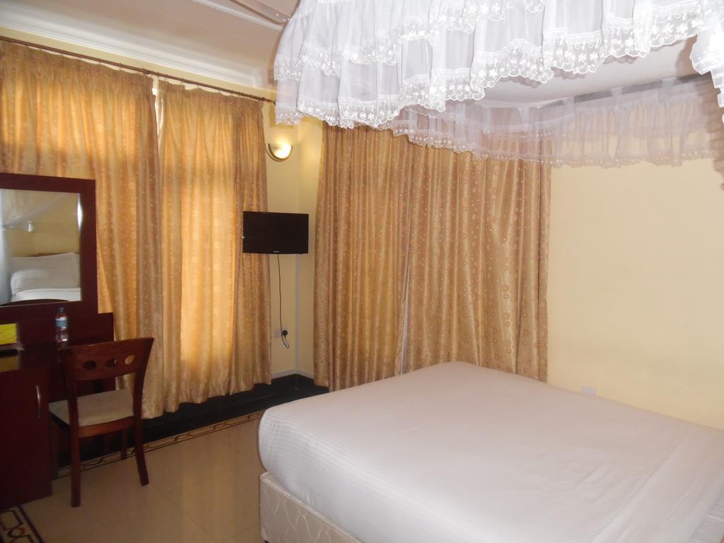 Lantana Hotel Dár Al-Szalám Kültér fotó