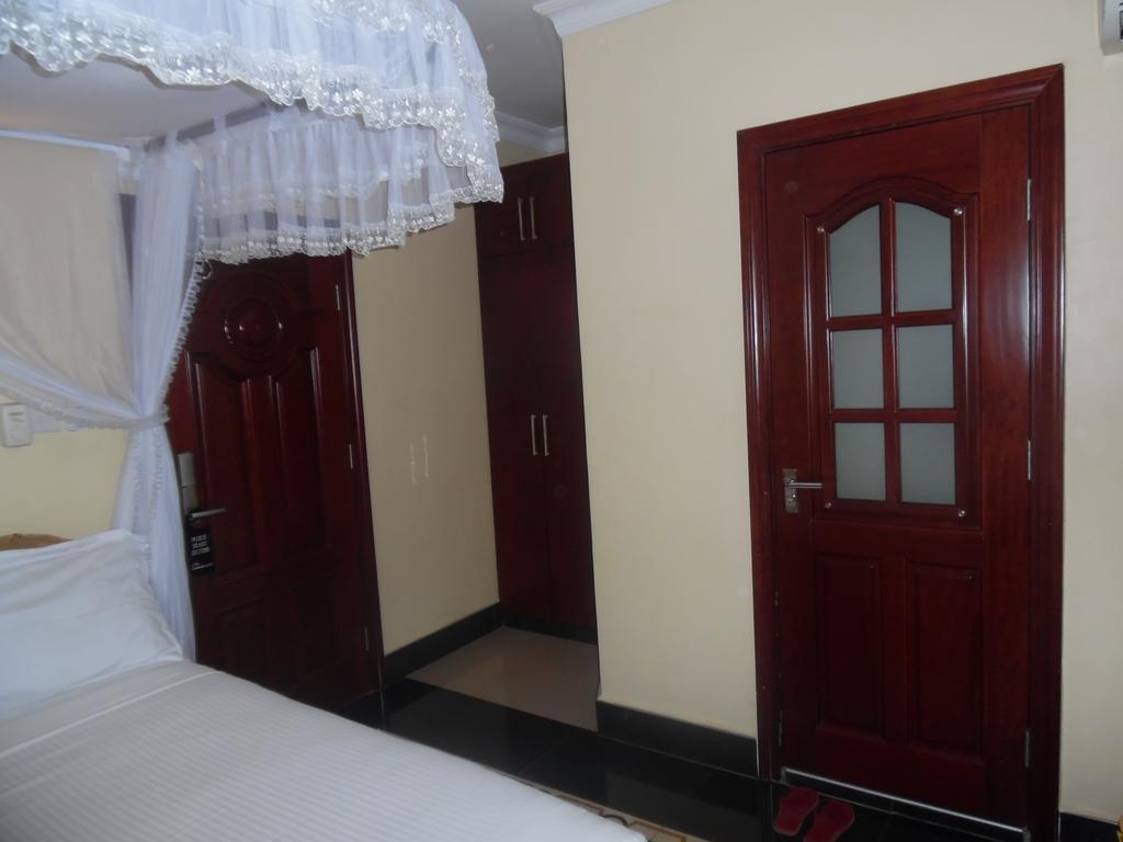 Lantana Hotel Dár Al-Szalám Kültér fotó